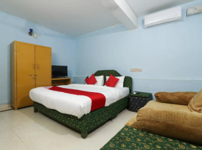 Sandhra Apartments by OYO Rooms