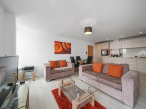 Kennet House Superior Serviced Apartment by Ferndale