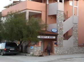 Apartments Jezerac