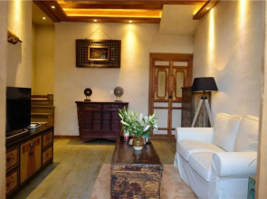 Lijiang Tricolor Cloud River Resort Hotel