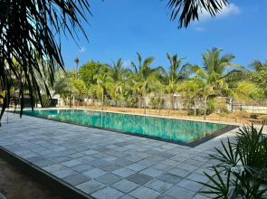 The Reef Resort