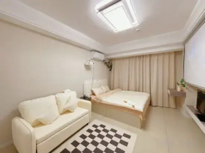 Yanji NO1 Internet Celebrity B&B (Yanbian University Branch)