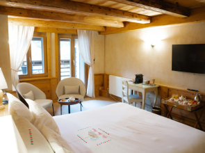 Relais  Chateaux Hostellerie Les Bas Rupts Le Chalet Fleuri