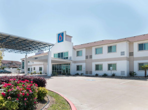 Motel 6 Hillsboro, TX