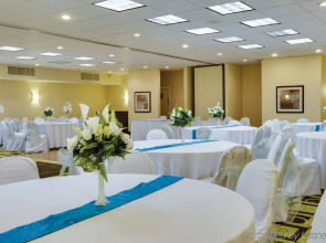 Garner Hotel Glen Burnie BWI Airport Area by IHG