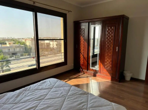 Beverly Hills Flat