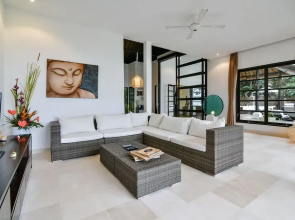Villa Sheeba