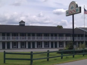 Colonnade Inn