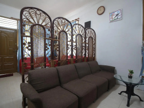 OYO 2593 Mawar Homestay