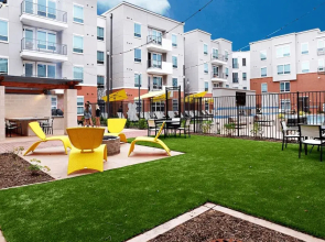 Landing Apartments Downtown Arlington