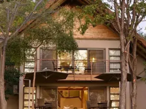 Victoria Falls Safari Suites