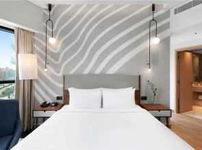 Adagio Premium The Palm