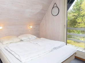 Swanky Seaside Holiday Home in Fur near Sea