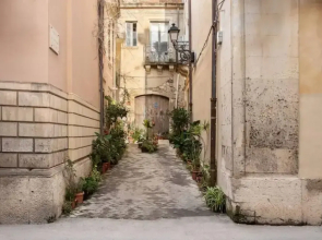 Sr-i754-cman47b1 - Maniace Homes - Angelica Apartment