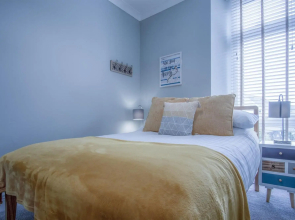 Flint House - 2 Bedroom Apartment - Tenby