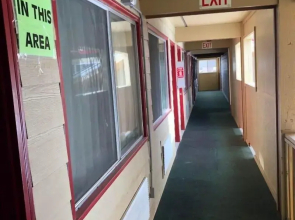 Motel 8
