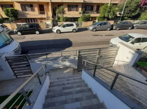ORISTANO CAMERA BLU max 2 pers, BAGNO E USO CUCINA