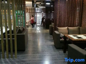 Sunite Youqi Oasis Business Hotel