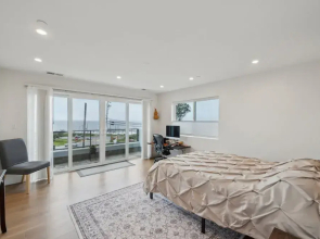 Panoramic Ocean Views Modern Coastal Escape 3 Bedroom Home