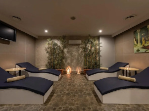 White City Beach - Adults Only