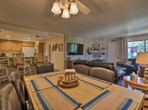 Slopeside Condo With Hot Tub + Game Room Access!