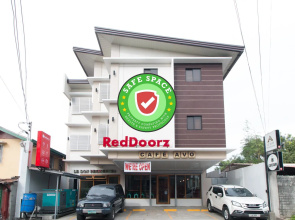 RedDoorz Plus @ Diola Villamonte Bacolod