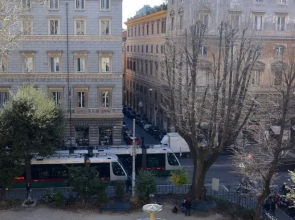 Exclusive Cairoli Apartment