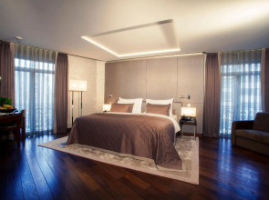 Seres Hotel Old City