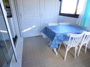 Apartment With one Bedroom in Le Barcarès, With Wonderful Lake View, P