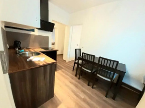 Modernes Apartment Metzingen 2
