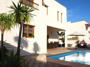 Las Caletas Village