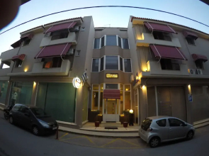 Gina's Studios