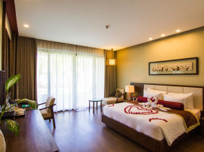 Huong Phong - Ho Coc Resort