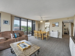 Anchorage Resort 3rd Floor 2 Bedroom Condo South/West Balconies 2 Condo
