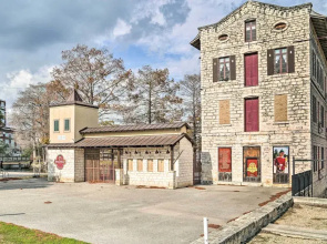 Graham Haus' River Condo: Walk to Schlitterbahn!