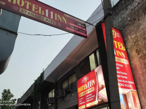 OYO 82681 Hotel 11 Inn