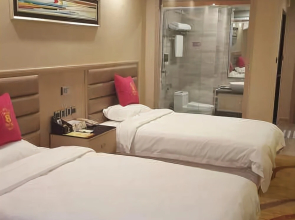 Super 8 Gaomi Zhongbai Building