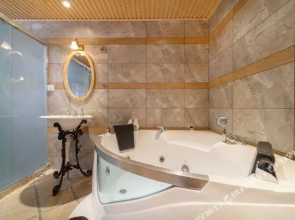 Yunshu Xiaozhu Boutique Inn