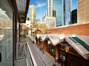 About Melbourne Apartments