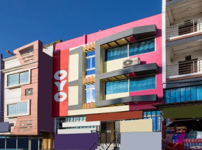 OYO 27817 Hotel Decision