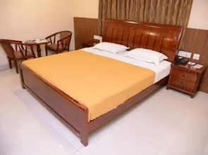 Hotel Aarti International