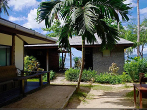Coral Bay Resort