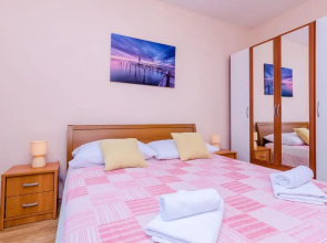 Apartments & Room Lino