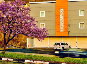 الجوهرة الزرقاء بجوار فعاليات سما أبها