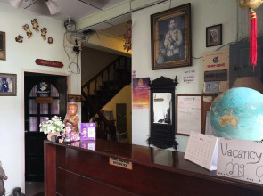 Baan Somboon Guesthouse
