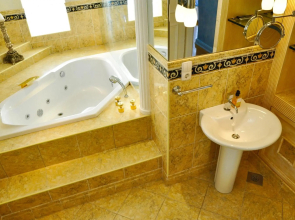 VILLA MARJAN - 3 bdr, 3 bath, parking