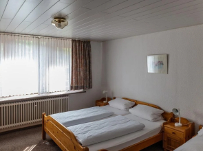 Mühlen Hotel KONSCHAKE Burgen