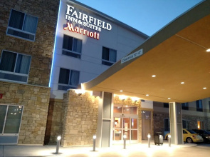 Fairfield Inn & Suites Lincoln Southeast