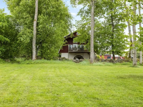 Large holiday house with lake view of Bolmen
