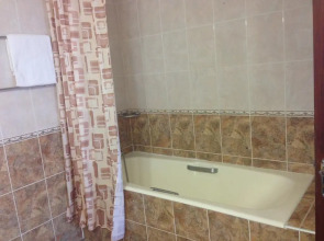 Отель Крымский